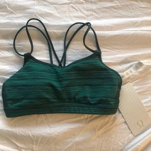 Lululemon Make a Move bra